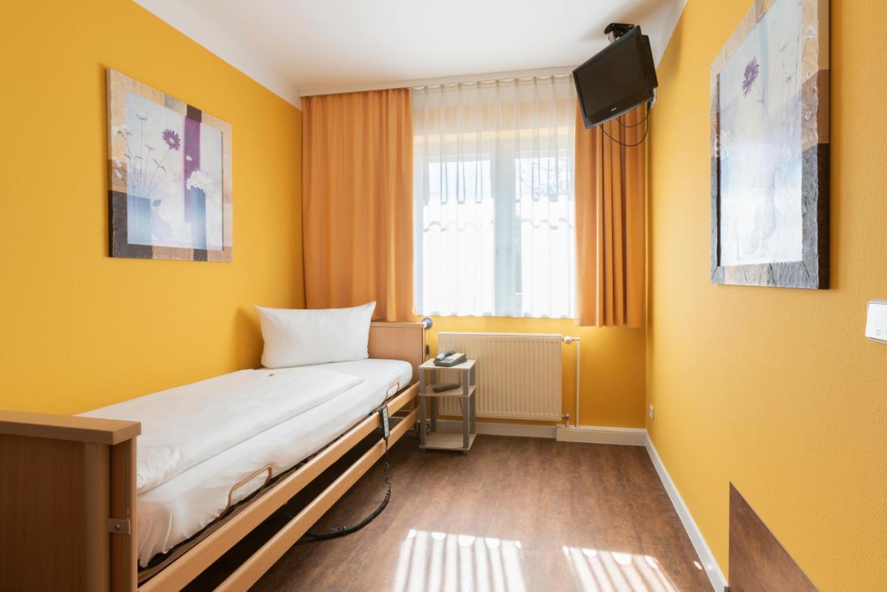 Hotel Mit-Mensch Berlin Ngoại thất bức ảnh