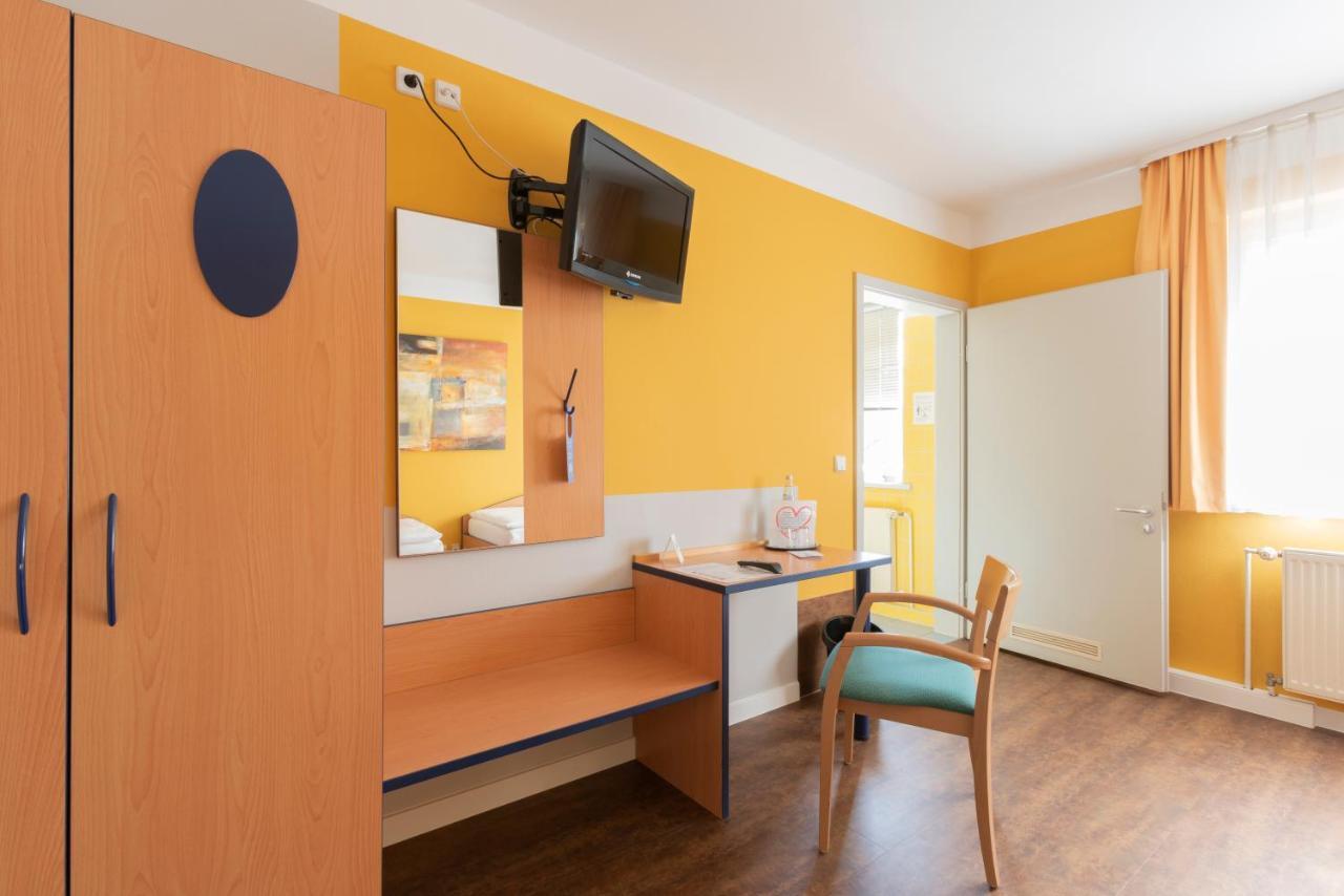 Hotel Mit-Mensch Berlin Ngoại thất bức ảnh