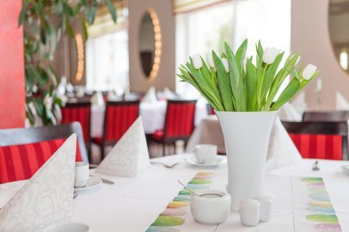 Hotel Mit-Mensch Berlin Ngoại thất bức ảnh